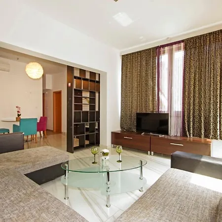 Apartment House